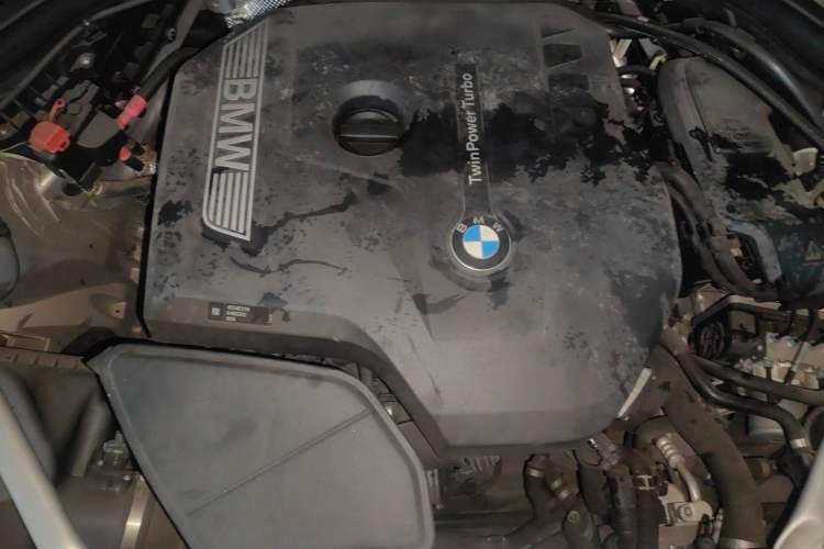 Used BMW X3 2018 xDrive25i Luxury Package China V Engine Bay