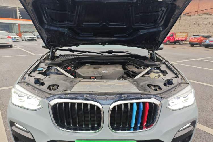 Used BMW X3 2018 xDrive25i M Sport Package China VI Engine Bay