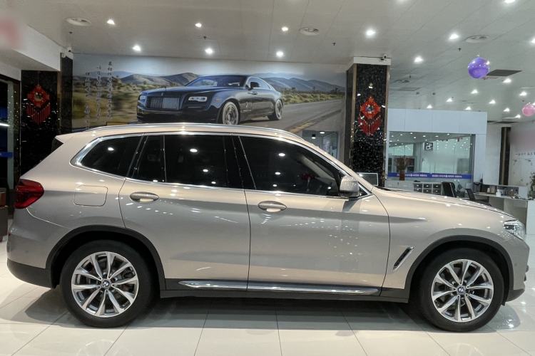 Used BMW X3 2018 xDrive25i Luxury Package China VI Emission Standard Exterior 3