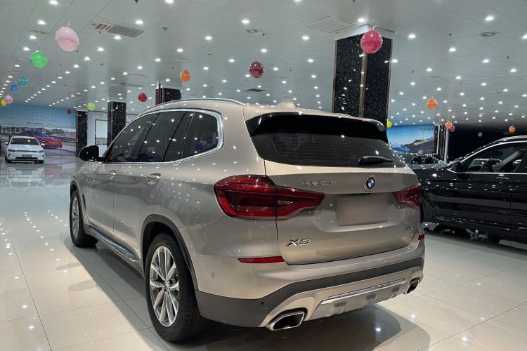 Used BMW X3 2018 xDrive25i Luxury Package China VI Emission Standard Exterior 4