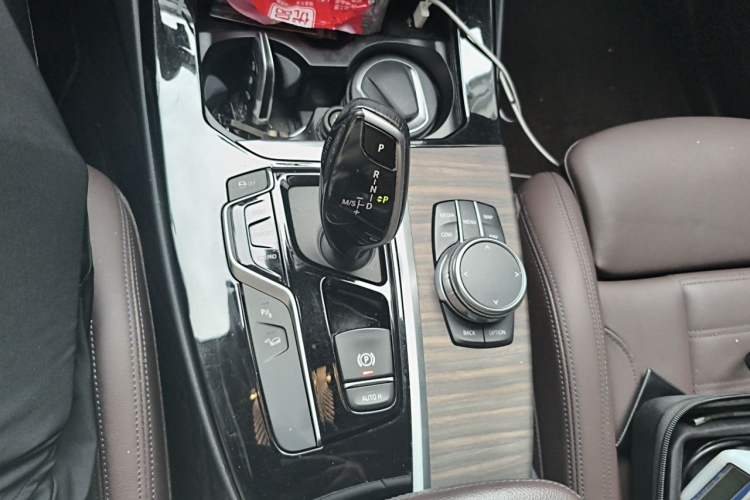 Used BMW X3 2018 xDrive28i Luxury Package China VI Emission Standard Gear Lever