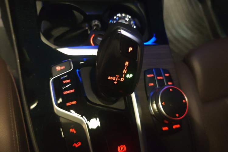 Used BMW X3 2018 xDrive28i Luxury Package China V Gear Lever