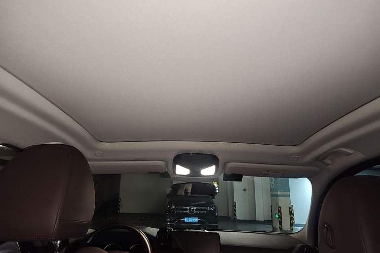 Used BMW X3 2018 xDrive28i Luxury Package China VI Emission Standard Headliner