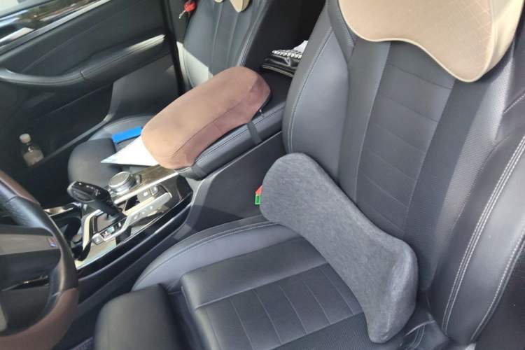 Used BMW X3 2018 xDrive25i Luxury Package China V Left Front Seat