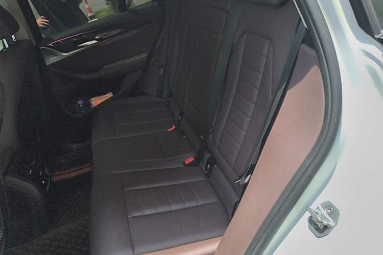Used BMW X3 2018 xDrive25i M Sport Package China V Left Rear Seat
