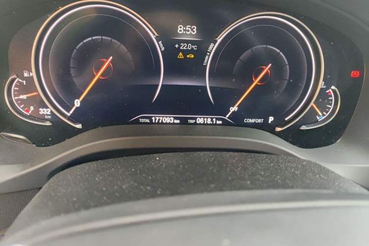 Used BMW X3 2018 xDrive28i Luxury Package China VI Emission Standard Odometer Close Up