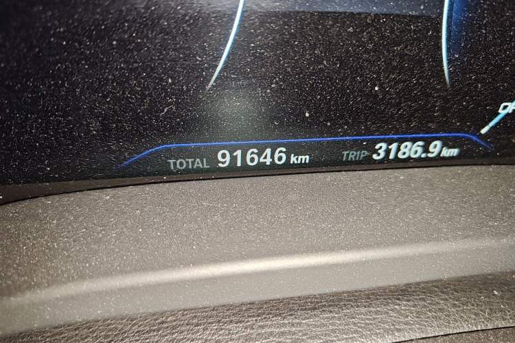 Used BMW X3 2018 xDrive28i Luxury Package China VI Emission Standard Odometer Close Up