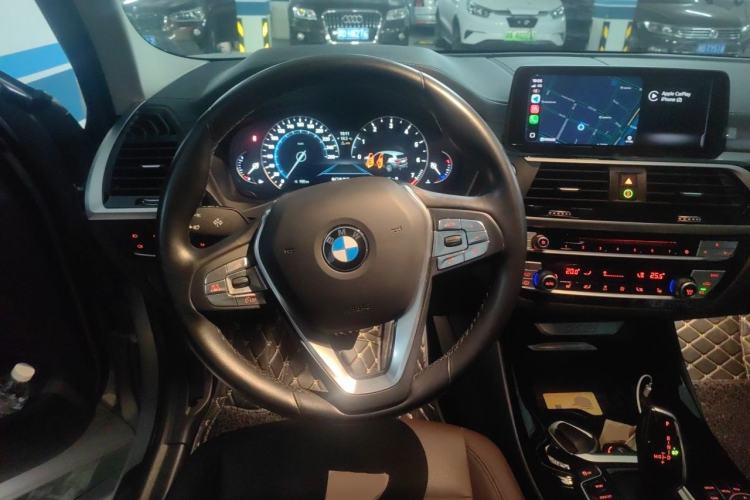 Used BMW X3 2018 xDrive25i Luxury Package China V Steering Wheel