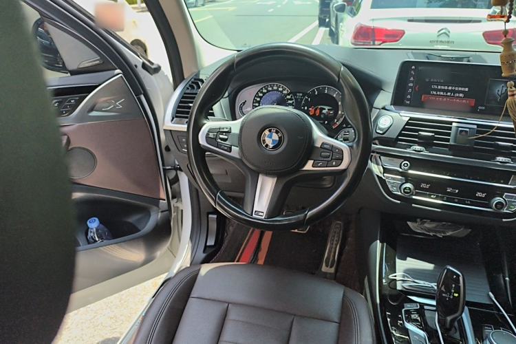 Used BMW X3 2018 xDrive25i M Sport Package China V Steering Wheel