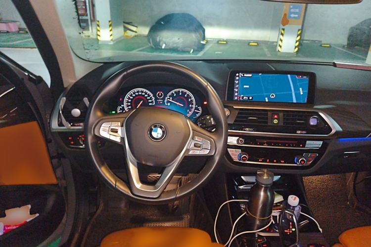 Used BMW X3 2018 xDrive28i Luxury Package China VI Emission Standard Steering Wheel