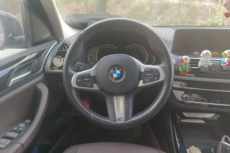 Used BMW X3 2018 xDrive25i M Sport Package China VI Steering Wheel