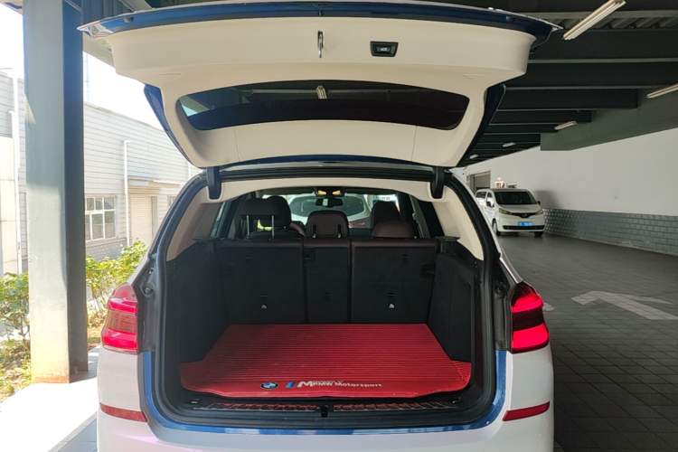 Used BMW X3 2018 xDrive25i M Sport Package China VI Trunk