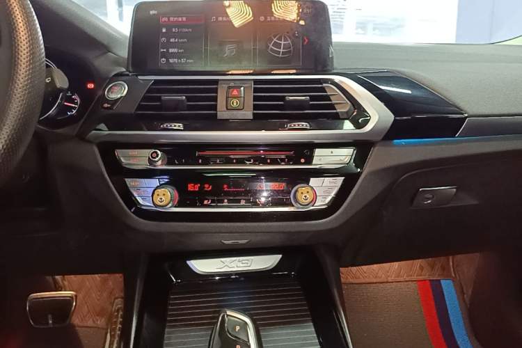 Used BMW X3 2018 xDrive28i M Sport Package China VI Audio And AC Panel