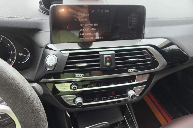 Used BMW X3 2018 xDrive25i M Sport Package China VI Audio And AC Panel