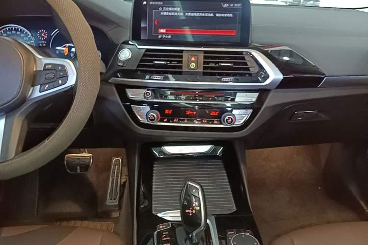 Used BMW X3 2018 xDrive25i M Sport Package China VI Audio And AC Panel