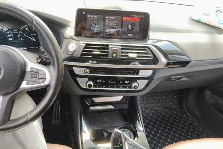 Used BMW X3 2018 xDrive25i M Sport Package China V Audio And AC Panel