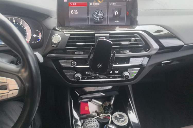 Used BMW X3 2018 xDrive25i Luxury Package China VI Emission Standard Audio And AC Panel