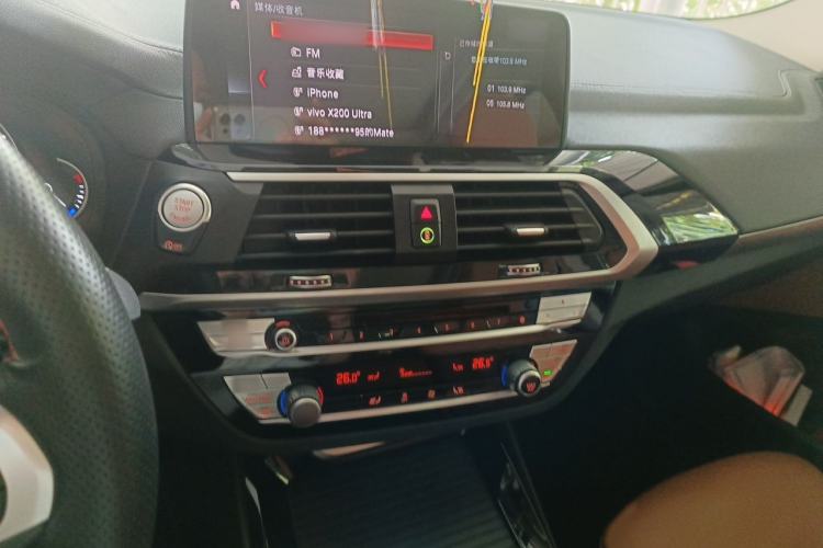 Used BMW X3 2018 xDrive25i Luxury Package China VI Emission Standard Audio And AC Panel