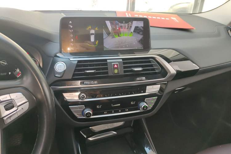 Used BMW X3 2018 xDrive25i Luxury Package China VI Emission Standard Audio And AC Panel