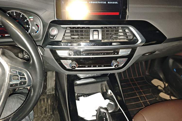 Used BMW X3 2018 xDrive25i Luxury Package China V Audio And AC Panel