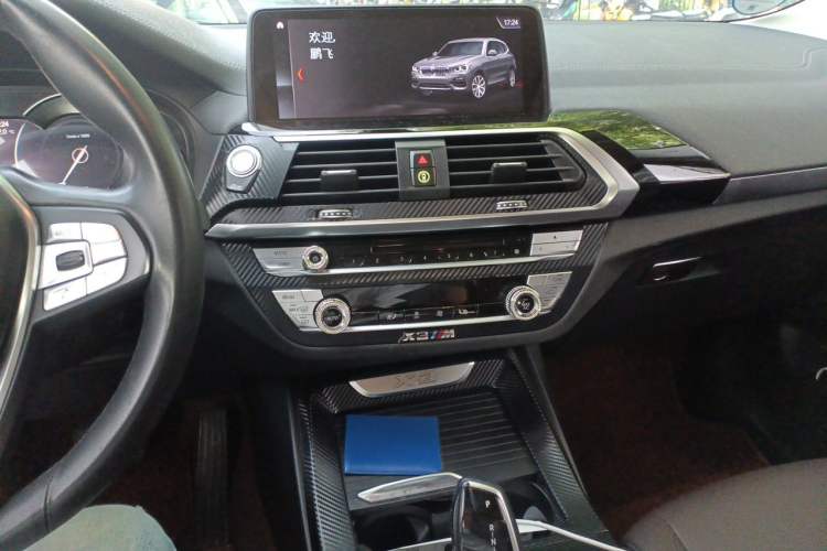 Used BMW X3 2018 xDrive25i Luxury Package China VI Emission Standard Audio And AC Panel