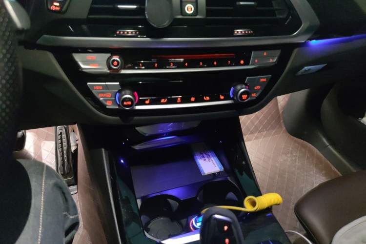 Used BMW X3 2018 xDrive30i Luxury Edition M Sport Package China VI Audio And AC Panel