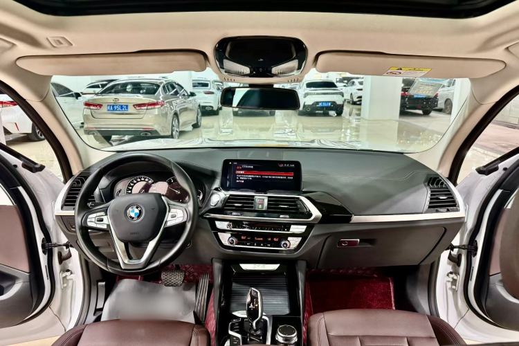 Used BMW X3 2018 xDrive25i Luxury Package China VI Emission Standard Audio And AC Panel