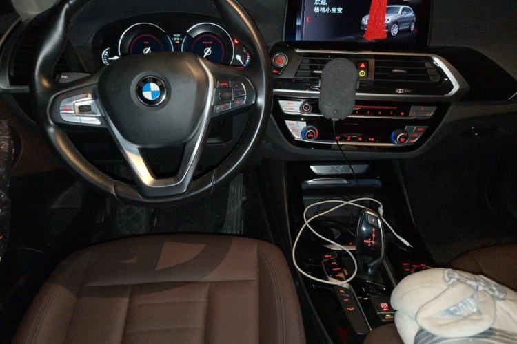 Used BMW X3 2018 xDrive25i Luxury Package China VI Emission Standard Center Console