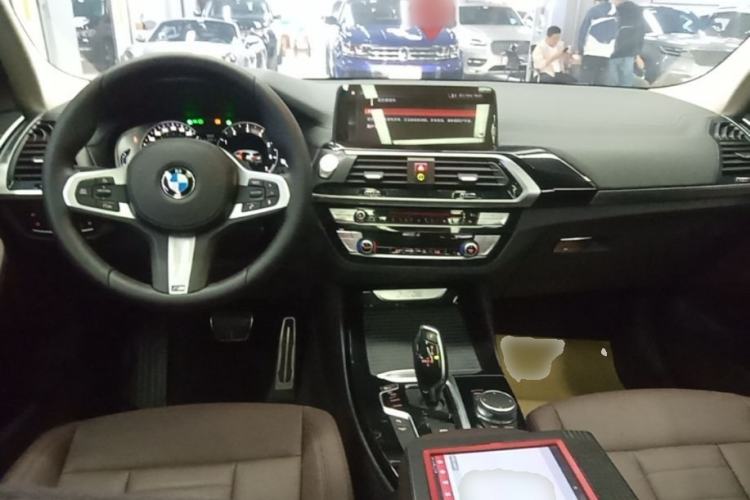 Used BMW X3 2018 xDrive25i M Sport Package China VI Center Console