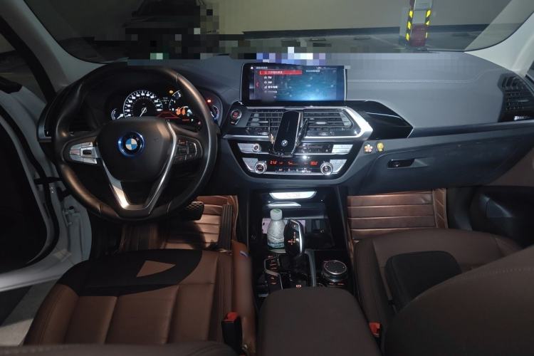 Used BMW X3 2018 xDrive25i Luxury Package China V Center Console