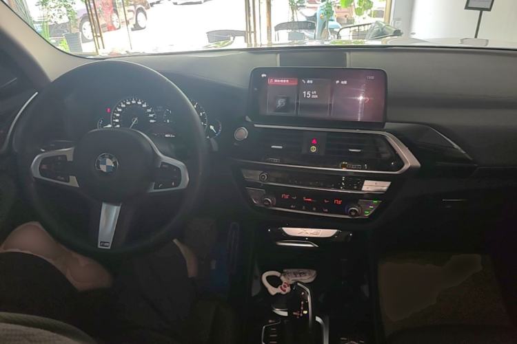Used BMW X3 2018 xDrive25i M Sport Package China V Center Console