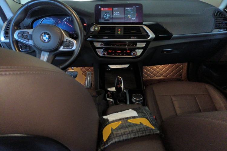Used BMW X3 2018 xDrive25i M Sport Package China V Center Console