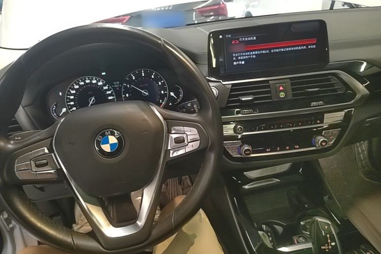 Used BMW X3 2018 xDrive25i Luxury Package China VI Emission Standard Center Console