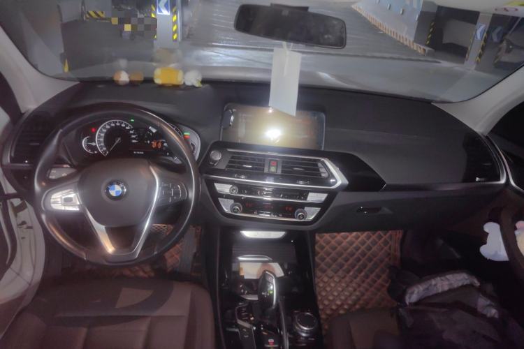 Used BMW X3 2018 xDrive25i Luxury Package China V Center Console