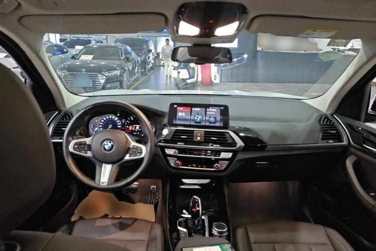 Used BMW X3 2018 xDrive25i M Sport Package China V Center Console