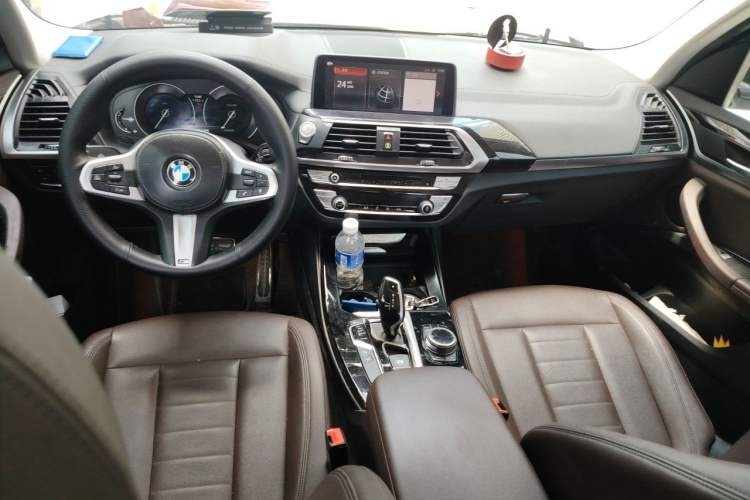 Used BMW X3 2018 xDrive25i M Sport Package China VI Center Console