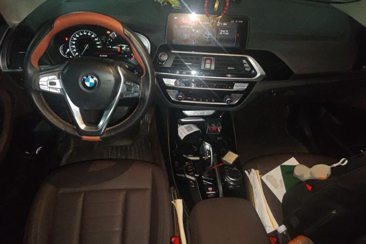 Used BMW X3 2018 xDrive25i Luxury Package China V Center Console