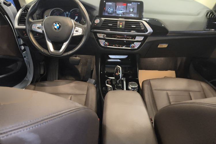 Used BMW X3 2018 xDrive25i Luxury Package China VI Emission Standard Center Console