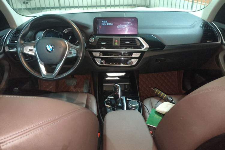 Used BMW X3 2018 xDrive25i Luxury Package China V Center Console