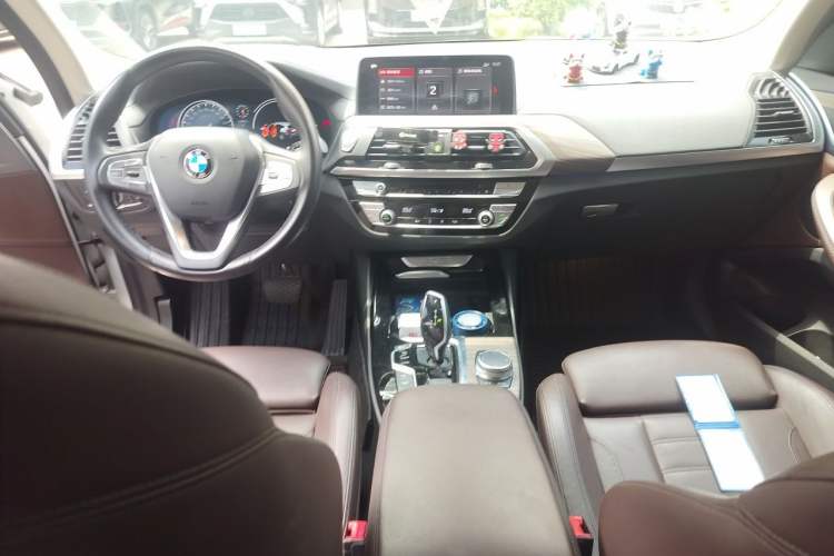 Used BMW X3 2018 xDrive28i Luxury Package China V Center Console