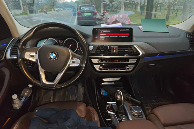 Used BMW X3 2018 xDrive28i Luxury Package China VI Emission Standard Center Console
