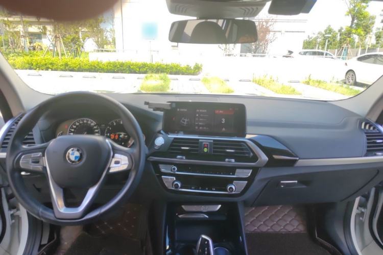 Used BMW X3 2018 xDrive25i Luxury Package China VI Emission Standard Center Console