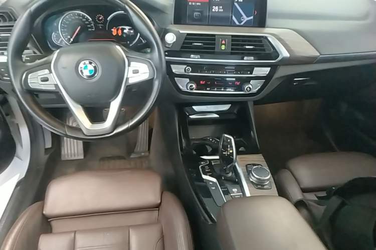 Used BMW X3 2018 xDrive28i Luxury Package China VI Emission Standard Center Console