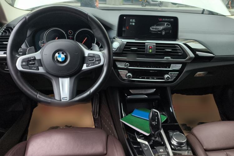 Used BMW X3 2018 xDrive28i M Sport Package China V Emission Standard Center Console