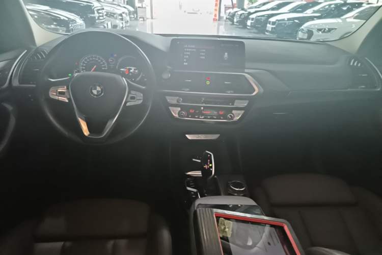 Used BMW X3 2018 xDrive28i Luxury Package China VI Emission Standard Center Console