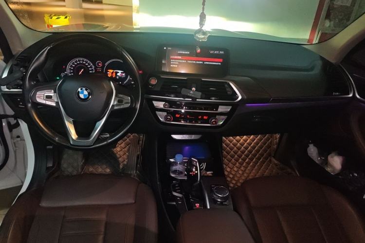 Used BMW X3 2018 xDrive28i Luxury Package China VI Emission Standard Center Console