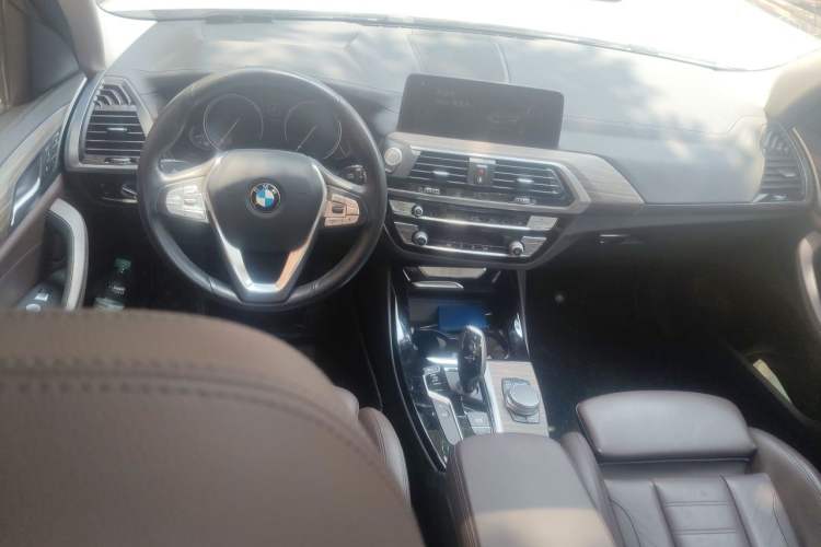 Used BMW X3 2018 xDrive28i Luxury Package China V Center Console