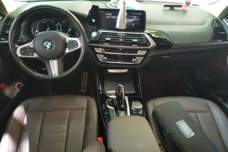 Used BMW X3 2018 xDrive25i M Sport Package China V Center Console