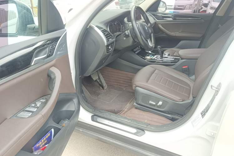 Used BMW X3 2018 xDrive25i Luxury Package China VI Emission Standard Driver Seat