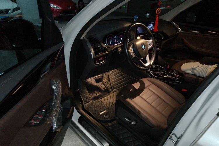 Used BMW X3 2018 xDrive25i Luxury Package China VI Emission Standard Driver Seat